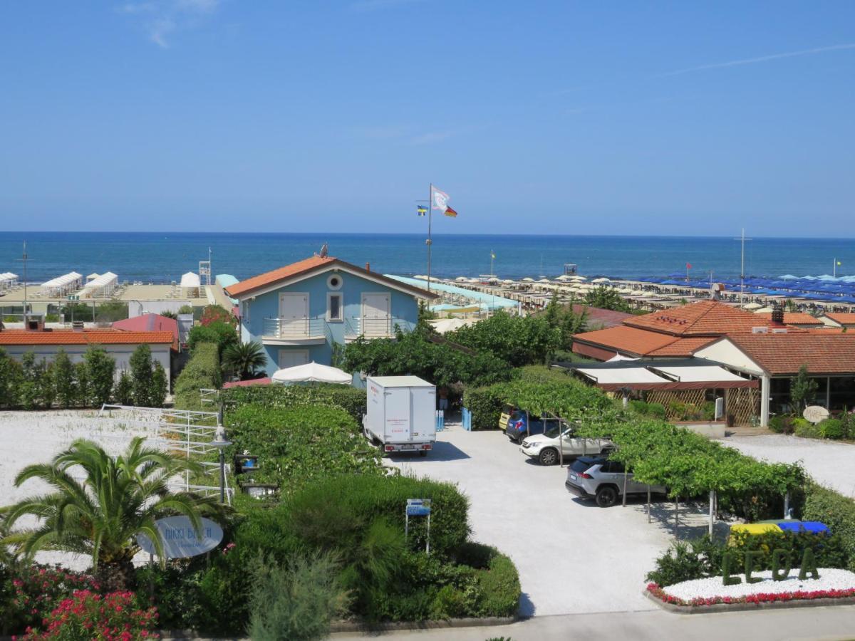מרינה די פיאטרסנטה Hotel Joseph מראה חיצוני תמונה